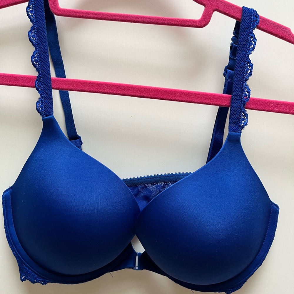 Victoria’s Secret Bra 34D